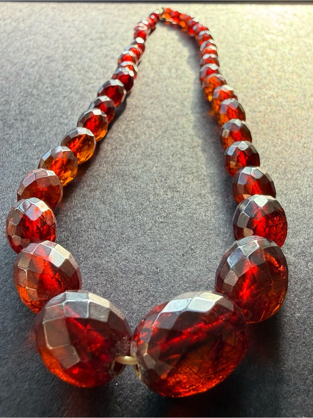 Vintage Cherry Amber Bakelite Faceted Necklace 17.9g 1/20 12K GF Clasp TESTED
